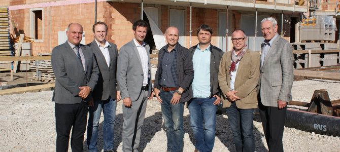 Gleichenfeier bei der Wohnhausanlage für die ersten 27 Wohneinheiten!